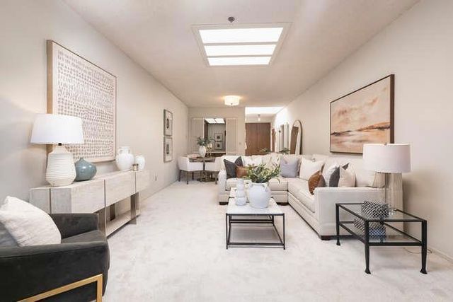 1515 Floribunda Avenue 309, Burlingame, CA 94010