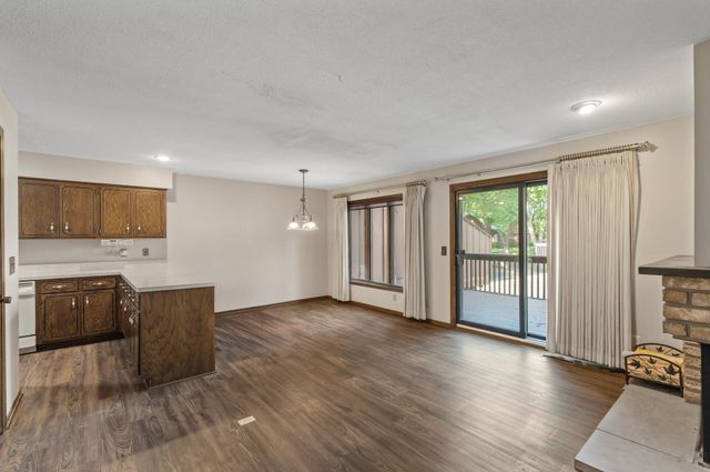 2671 Sumac Ridge, White Bear Lake, MN 55110