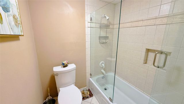15929 Archwood Lane 1035, Dallas, TX 75248
