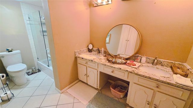 15929 Archwood Lane 1035, Dallas, TX 75248
