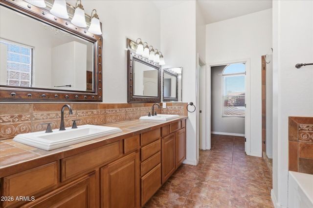 9301 W DEBBIE Lane, Arizona City, AZ 85123