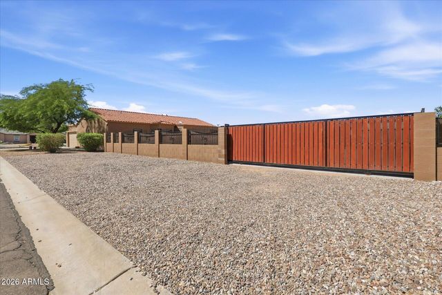 9301 W DEBBIE Lane, Arizona City, AZ 85123