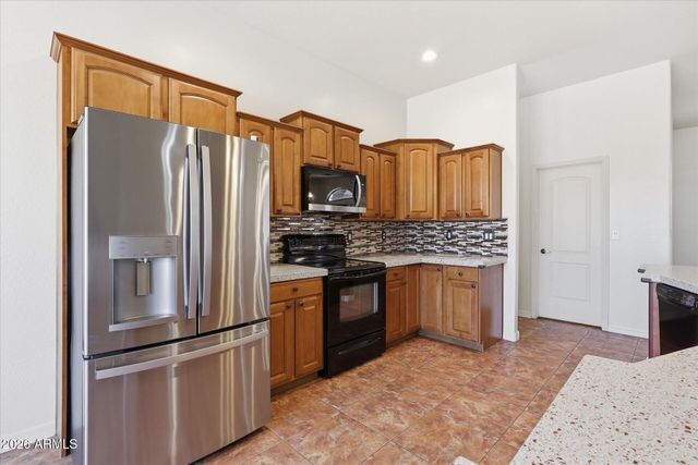 9301 W DEBBIE Lane, Arizona City, AZ 85123