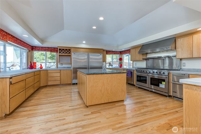 29606 148th Avenue SE, Kent, WA 98042
