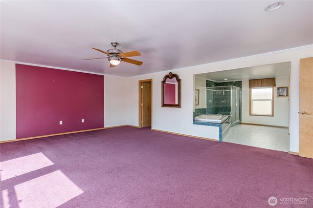 29606 148th Avenue SE, Kent, WA 98042