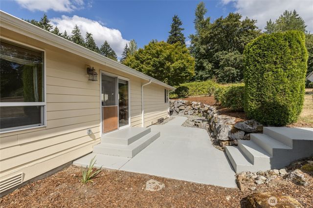 29606 148th Avenue SE, Kent, WA 98042