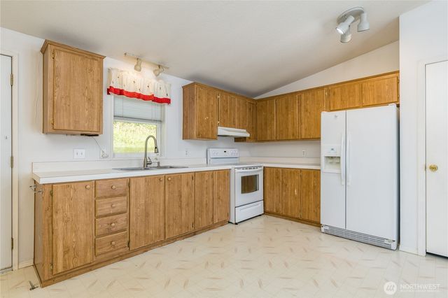 29606 148th Avenue SE, Kent, WA 98042