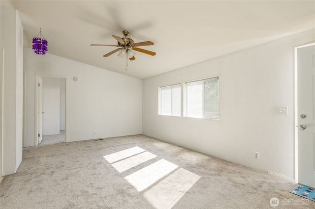 29606 148th Avenue SE, Kent, WA 98042