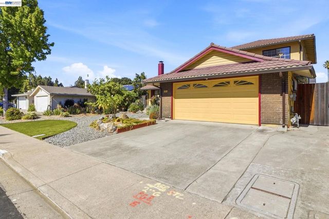 3253 Santa Isabella Ct, Union City, CA 94587