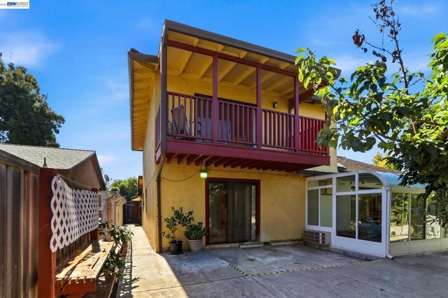 3253 Santa Isabella Ct, Union City, CA 94587