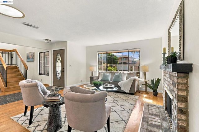 3253 Santa Isabella Ct, Union City, CA 94587