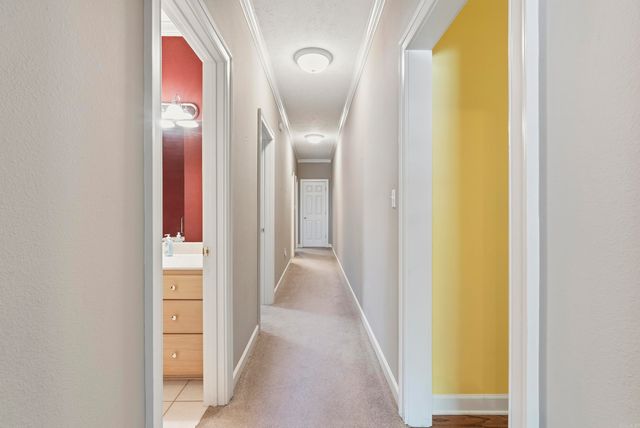 4325 Tree House Dr, Conway, AR 72034