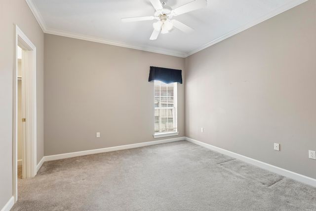 4325 Tree House Dr, Conway, AR 72034