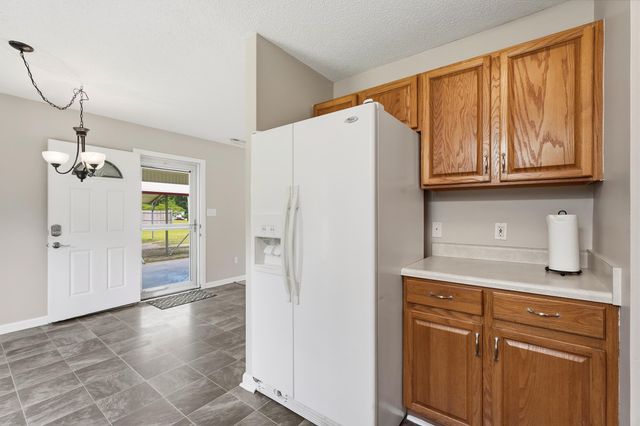 3298 Bakersfield Rd., Loris, SC 29569
