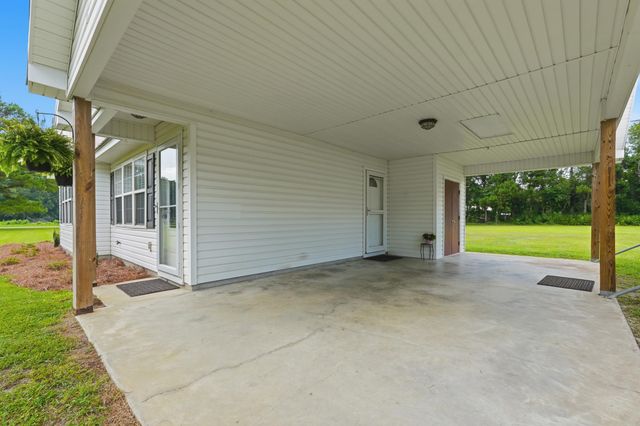 3298 Bakersfield Rd., Loris, SC 29569