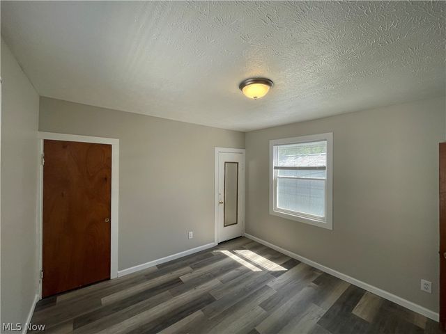 3761 W 135th Street, Cleveland, OH 44111