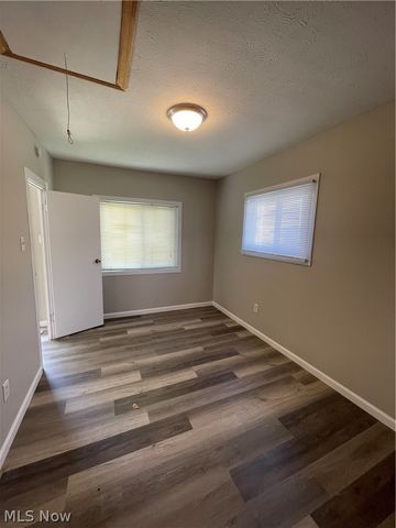 3761 W 135th Street, Cleveland, OH 44111