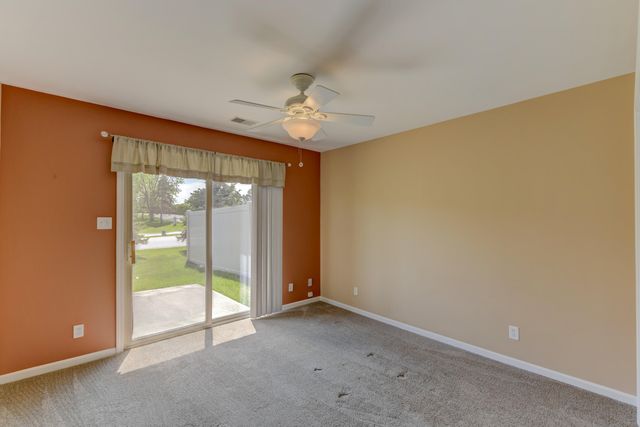 307 Deertrail Lane, Schererville, IN 46375