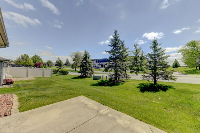 307 Deertrail Lane, Schererville, IN 46375