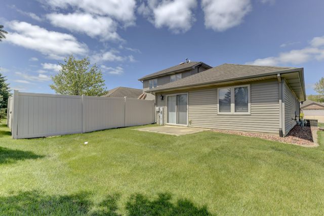 307 Deertrail Lane, Schererville, IN 46375