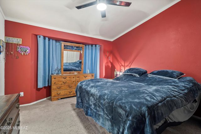 8895 E Desert Aire Street, Tucson, AZ 85730