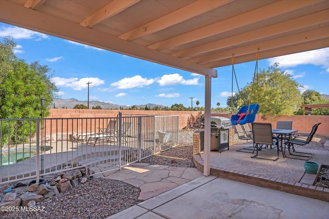8895 E Desert Aire Street, Tucson, AZ 85730