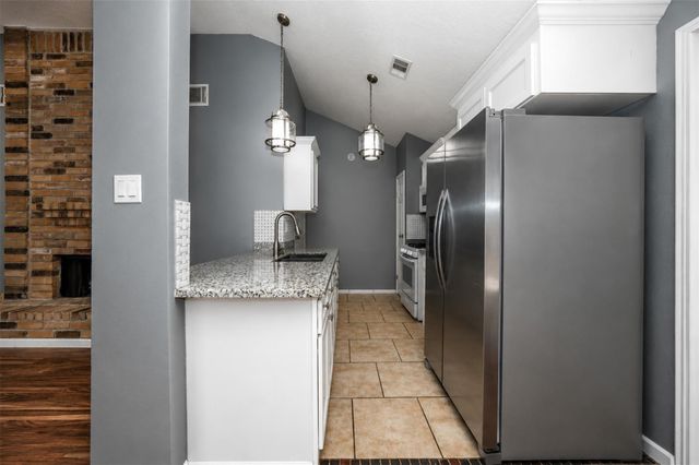 15915 Oakendell Drive, Houston, TX 77084
