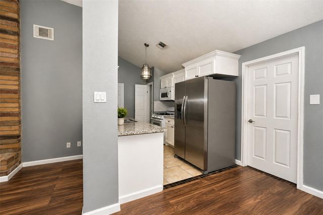 15915 Oakendell Drive, Houston, TX 77084