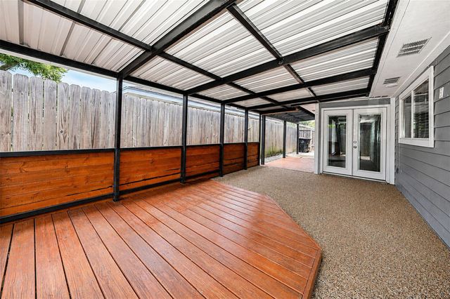 15915 Oakendell Drive, Houston, TX 77084