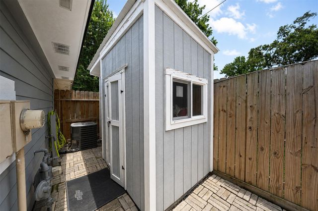 15915 Oakendell Drive, Houston, TX 77084