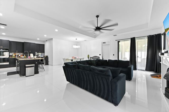 7461 Moonrise Drive, Lake Worth, FL 33467