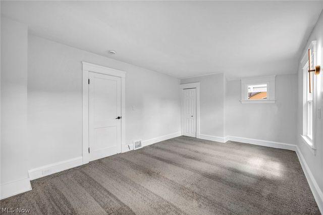 17414 Cannon Avenue, Lakewood, OH 44107