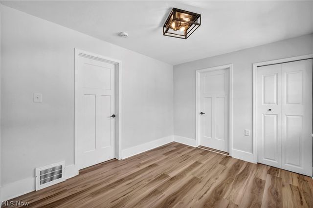 17414 Cannon Avenue, Lakewood, OH 44107