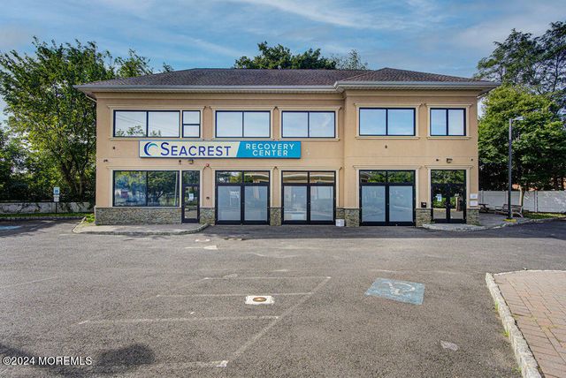 162 Highway 35, Eatontown, NJ 07724