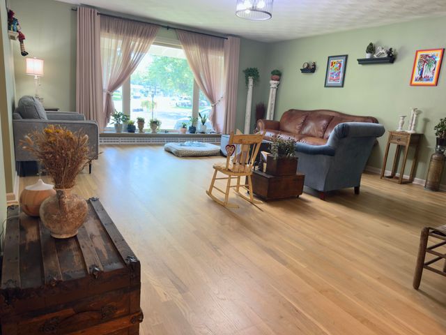 2256 W 57th Place, Merrillville, IN 46410