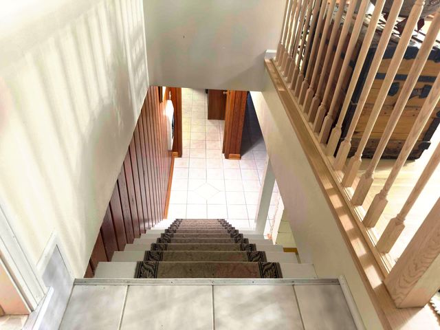 2256 W 57th Place, Merrillville, IN 46410