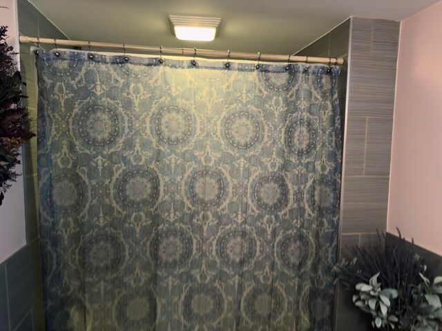 2256 W 57th Place, Merrillville, IN 46410