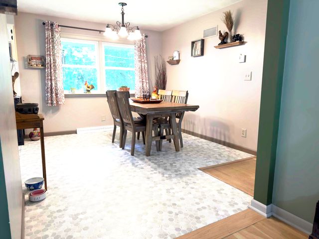 2256 W 57th Place, Merrillville, IN 46410