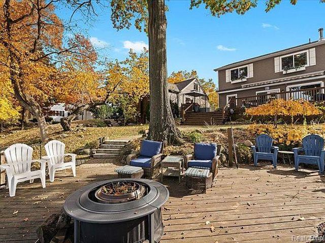 3386 Horrell Court, Fenton Charter Township, MI 48430