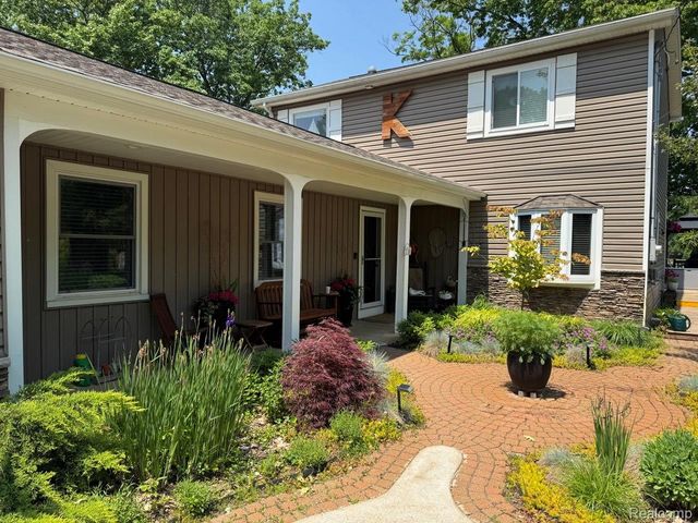 3386 Horrell Court, Fenton Charter Township, MI 48430