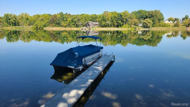 3386 Horrell Court, Fenton Charter Township, MI 48430