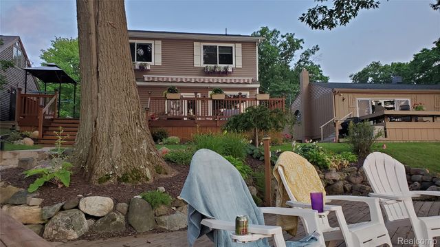3386 Horrell Court, Fenton Charter Township, MI 48430
