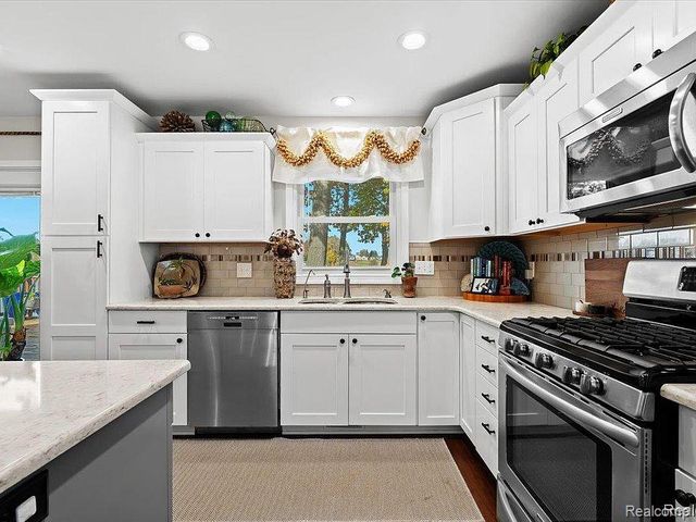 3386 Horrell Court, Fenton Charter Township, MI 48430
