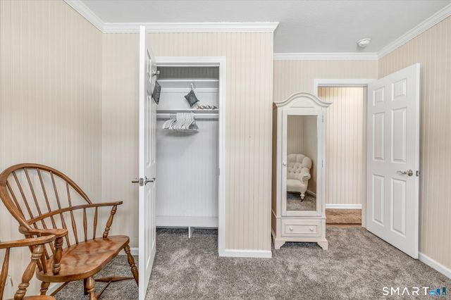 8 Woodland Park, Shelton, CT 06484