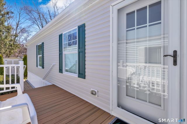 8 Woodland Park, Shelton, CT 06484