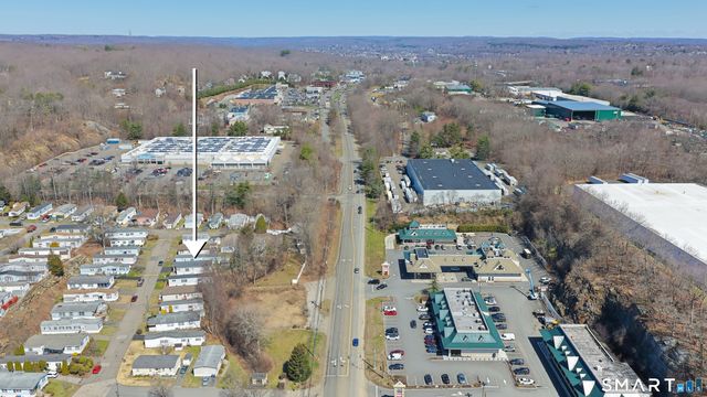 8 Woodland Park, Shelton, CT 06484