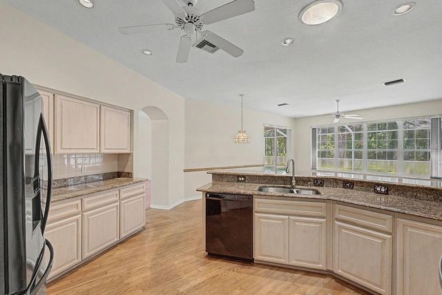 9009 SW 194TH COURT, Dunnellon, FL 34432