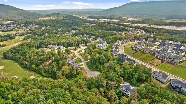 587 Kestrel Lane, Chattanooga, TN 37419