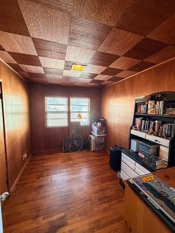 3302 12th Avenue SW, Cedar Rapids, IA 52404