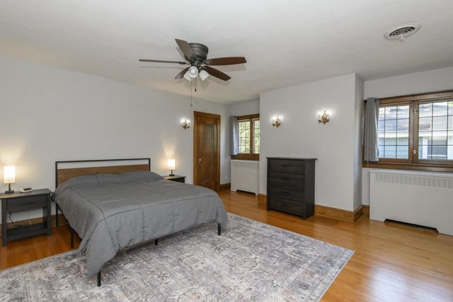 352 N Pinecrest STREET, Milwaukee, WI 53208